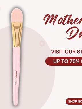 Too Faced Pink & Gold Foundation/Concealer Brush